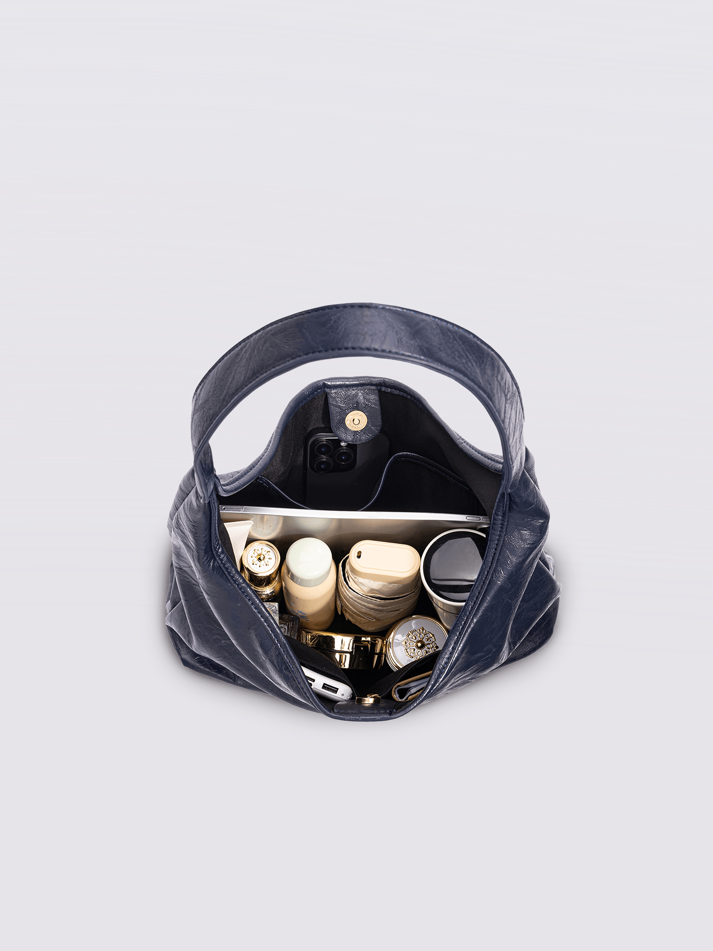 Scarlett Distressed Leather Tote Noirvere