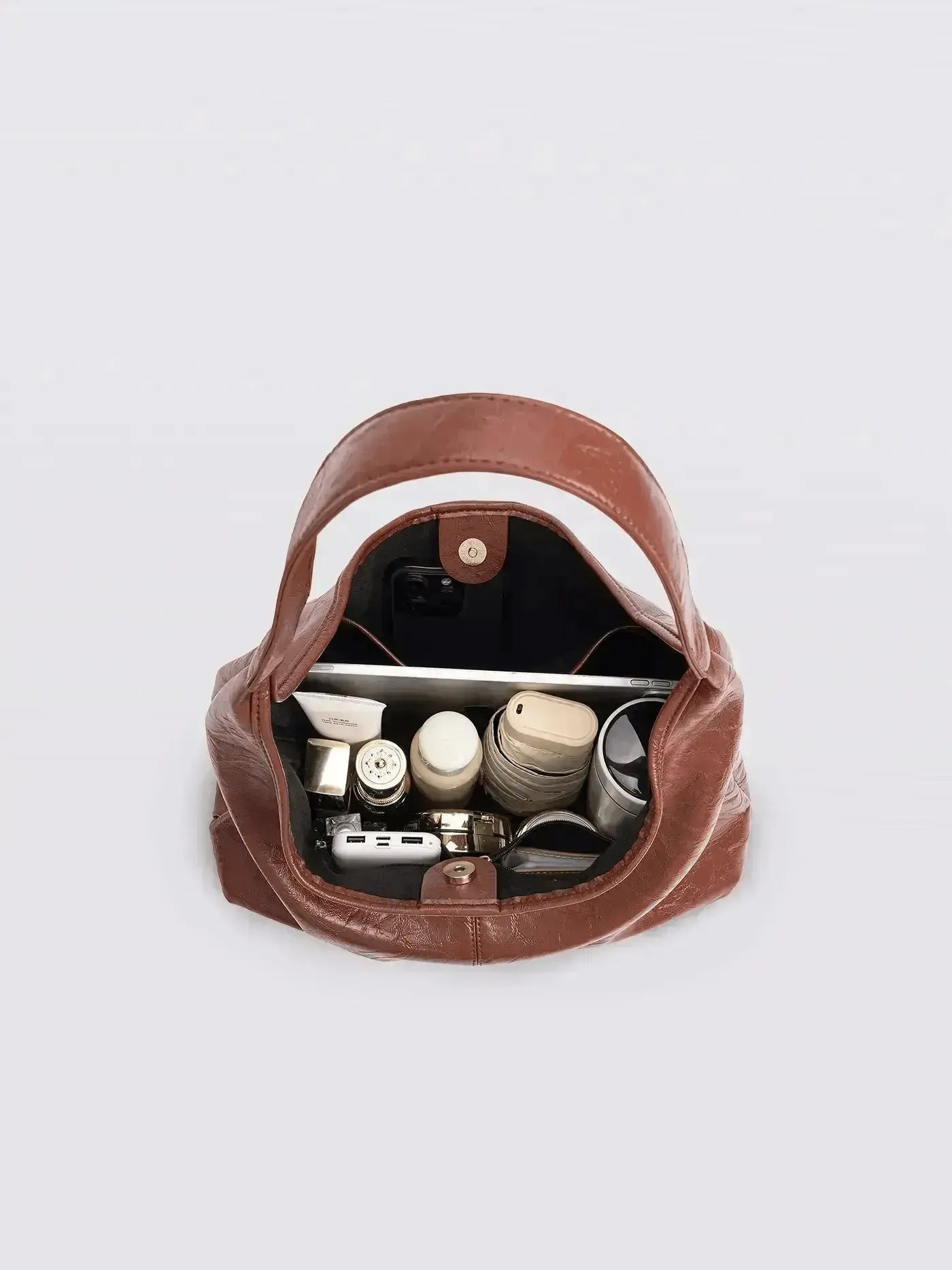 Scarlett Distressed Leather Tote Noirvere