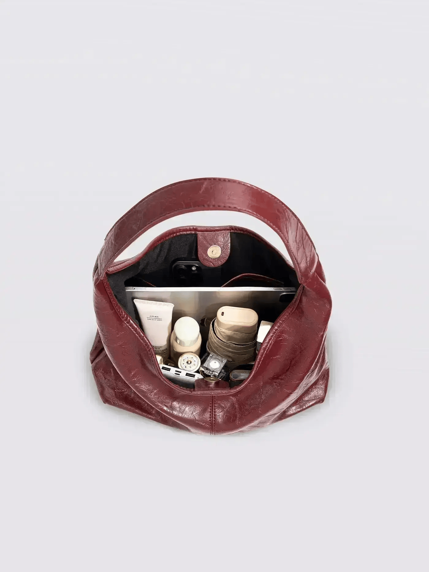 Scarlett Distressed Leather Tote Noirvere