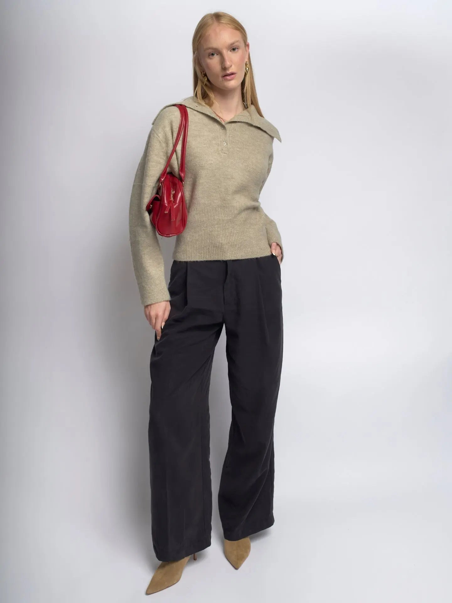 Sleek Daily Leather Carry Noirvere