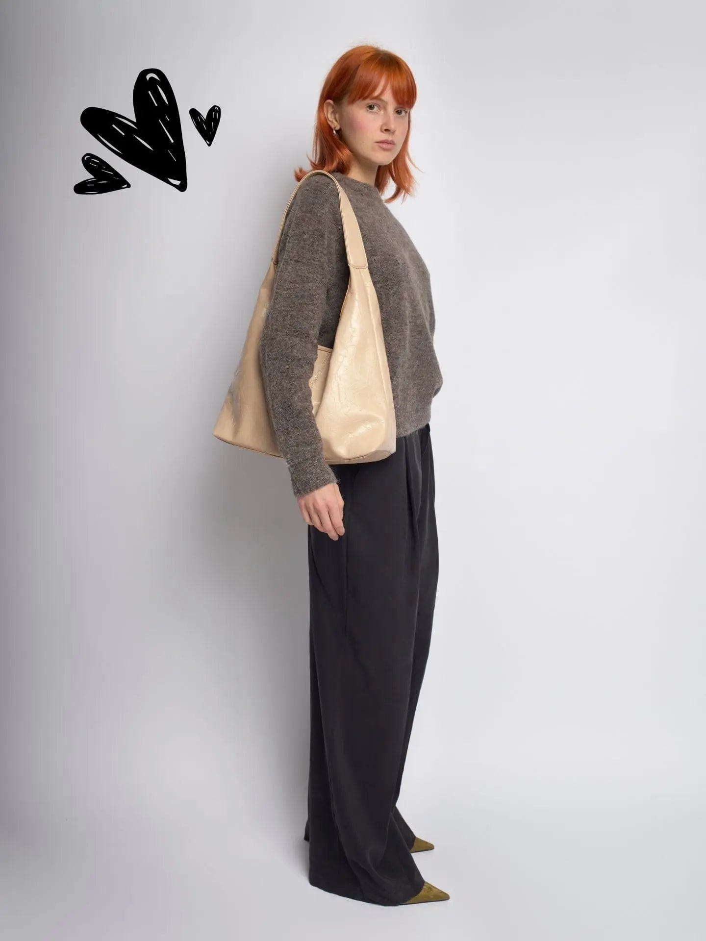 Scarlett Distressed Leather Tote Noirvere