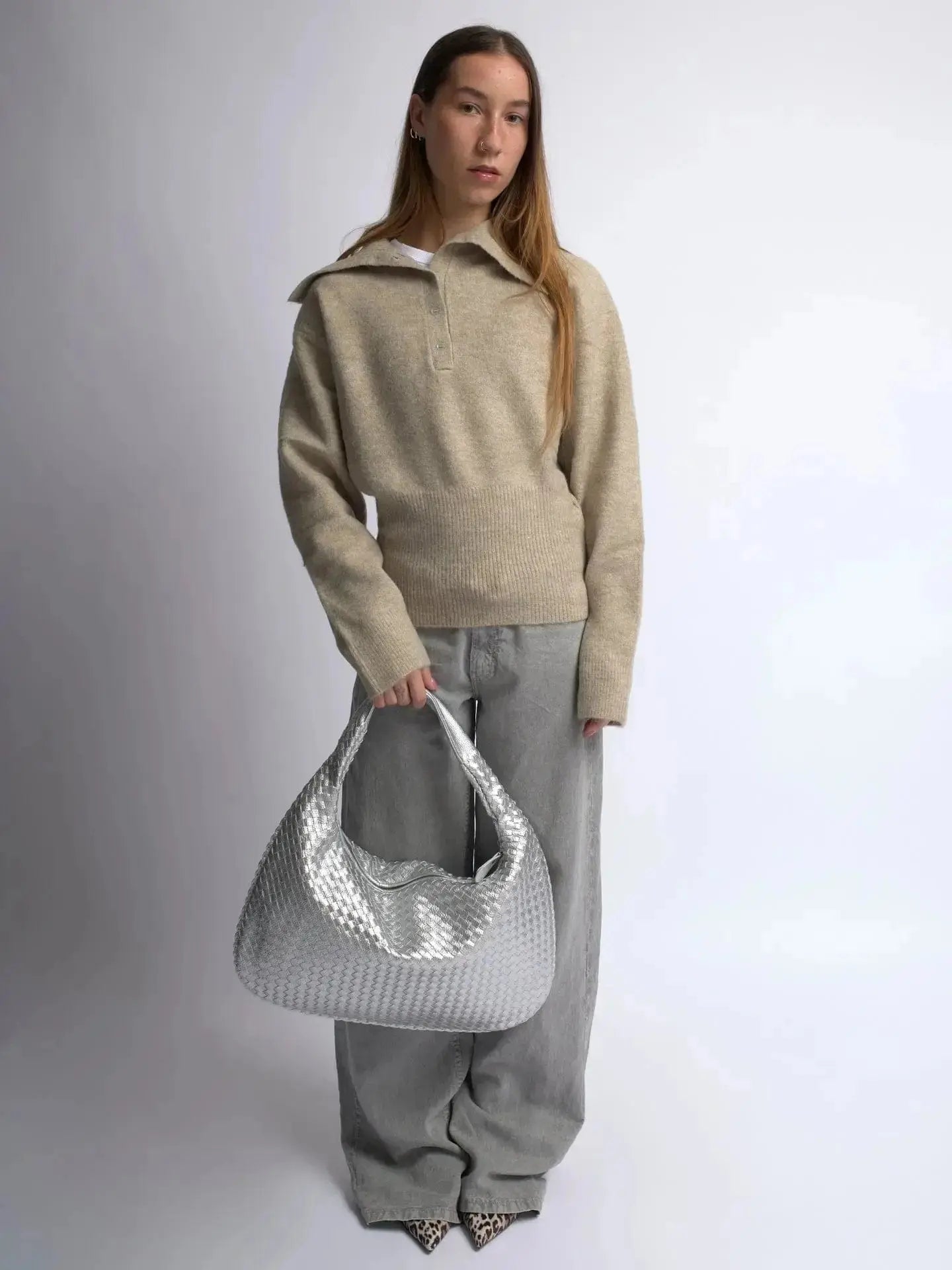 The One Shoulder Wonder Noirvere