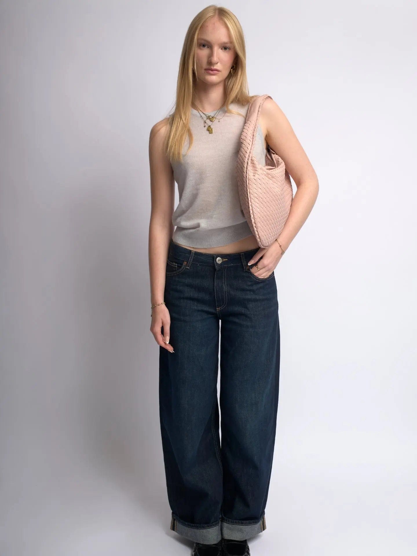 The One Shoulder Wonder Noirvere