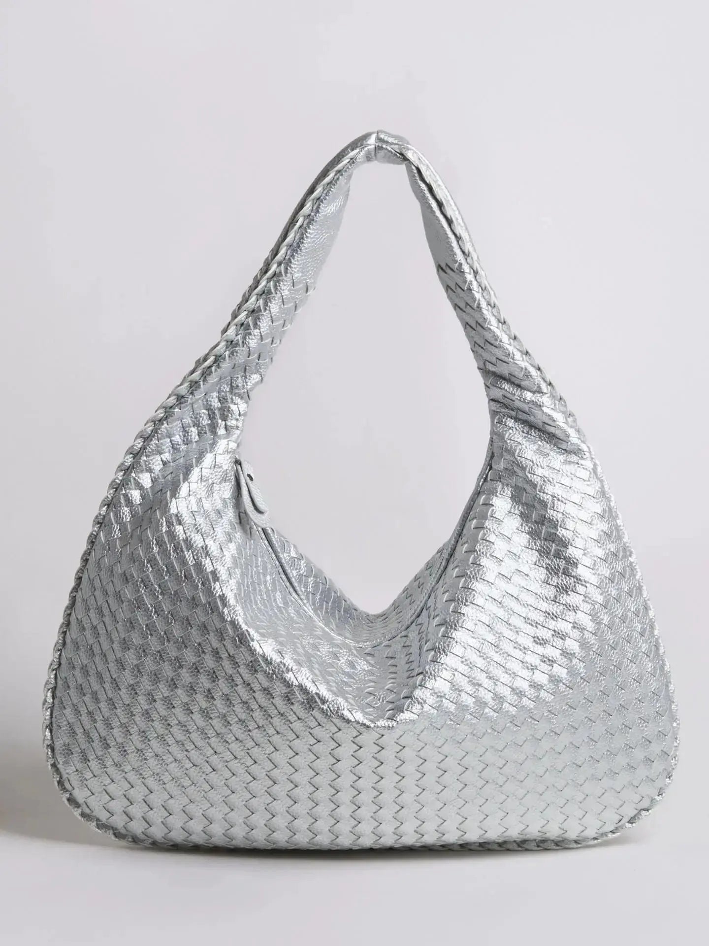 The One Shoulder Wonder Noirvere