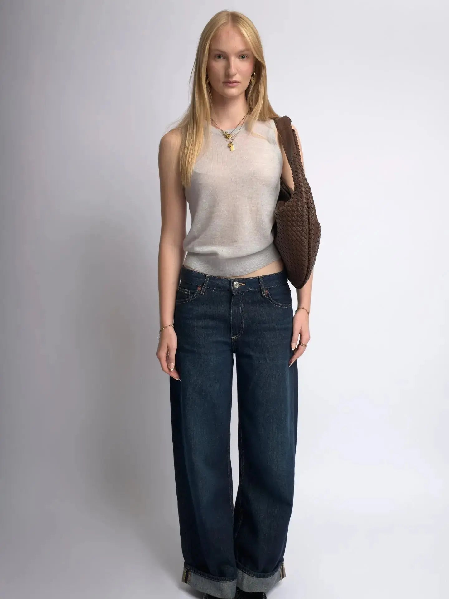 The One Shoulder Wonder Noirvere