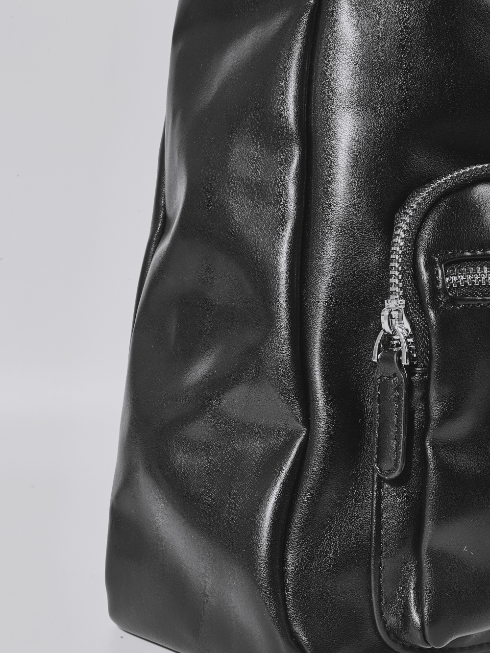 Claire Pocket Shoulder Bag Noirvere