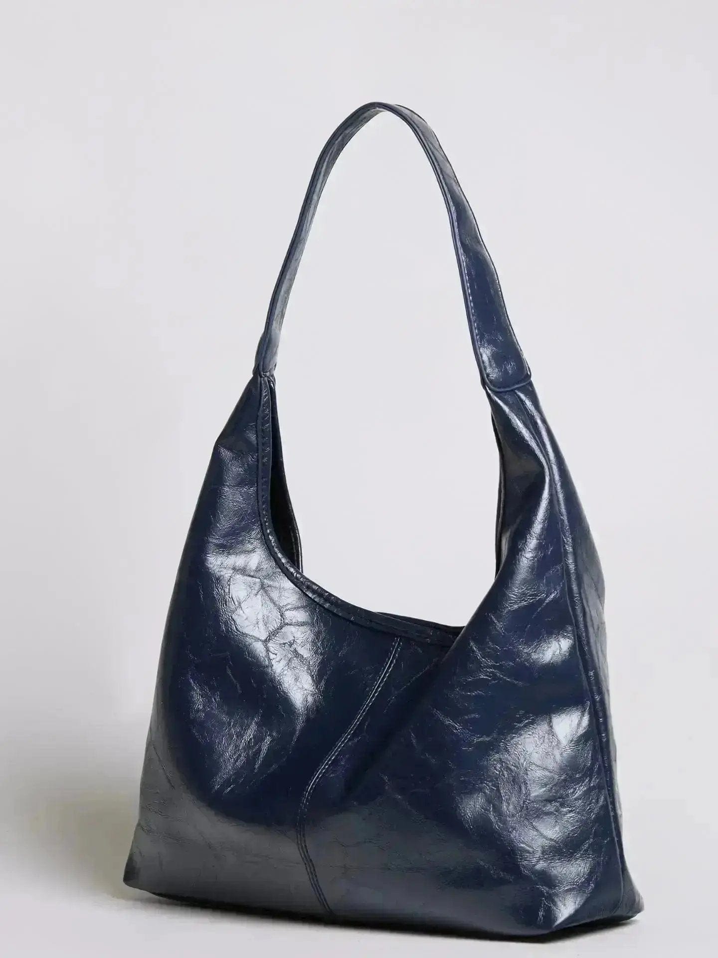 Scarlett Distressed Leather Tote Noirvere