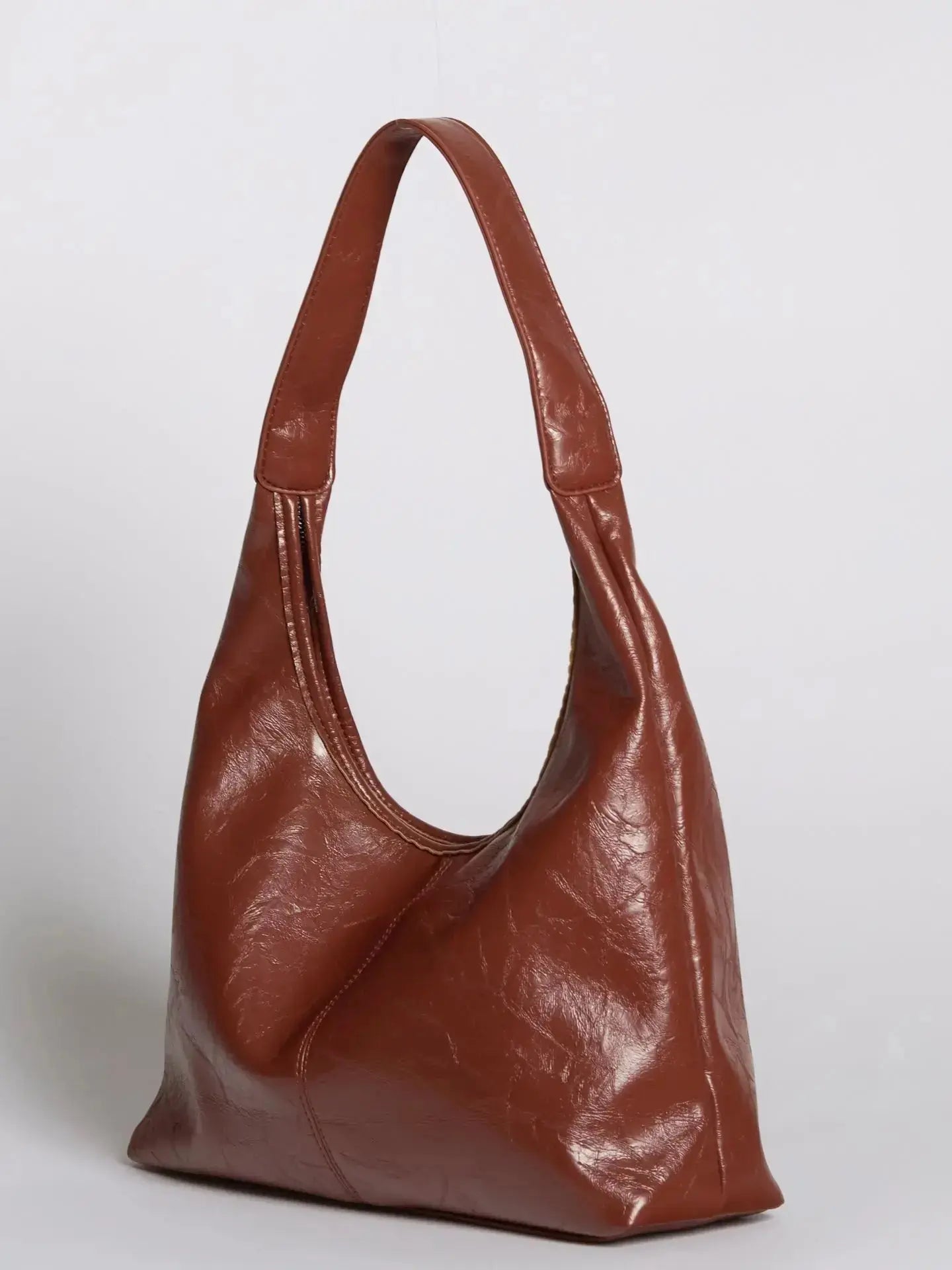 Scarlett Distressed Leather Tote Noirvere