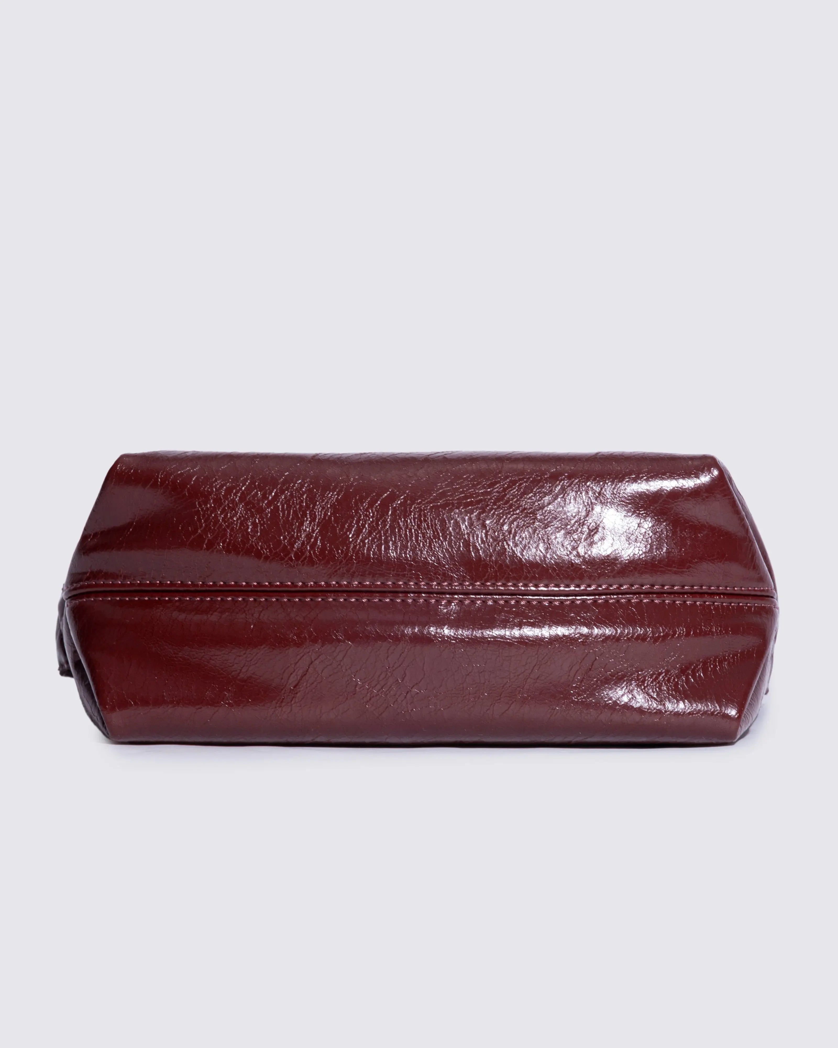 Frida Distressed Leather Sling Noirvere