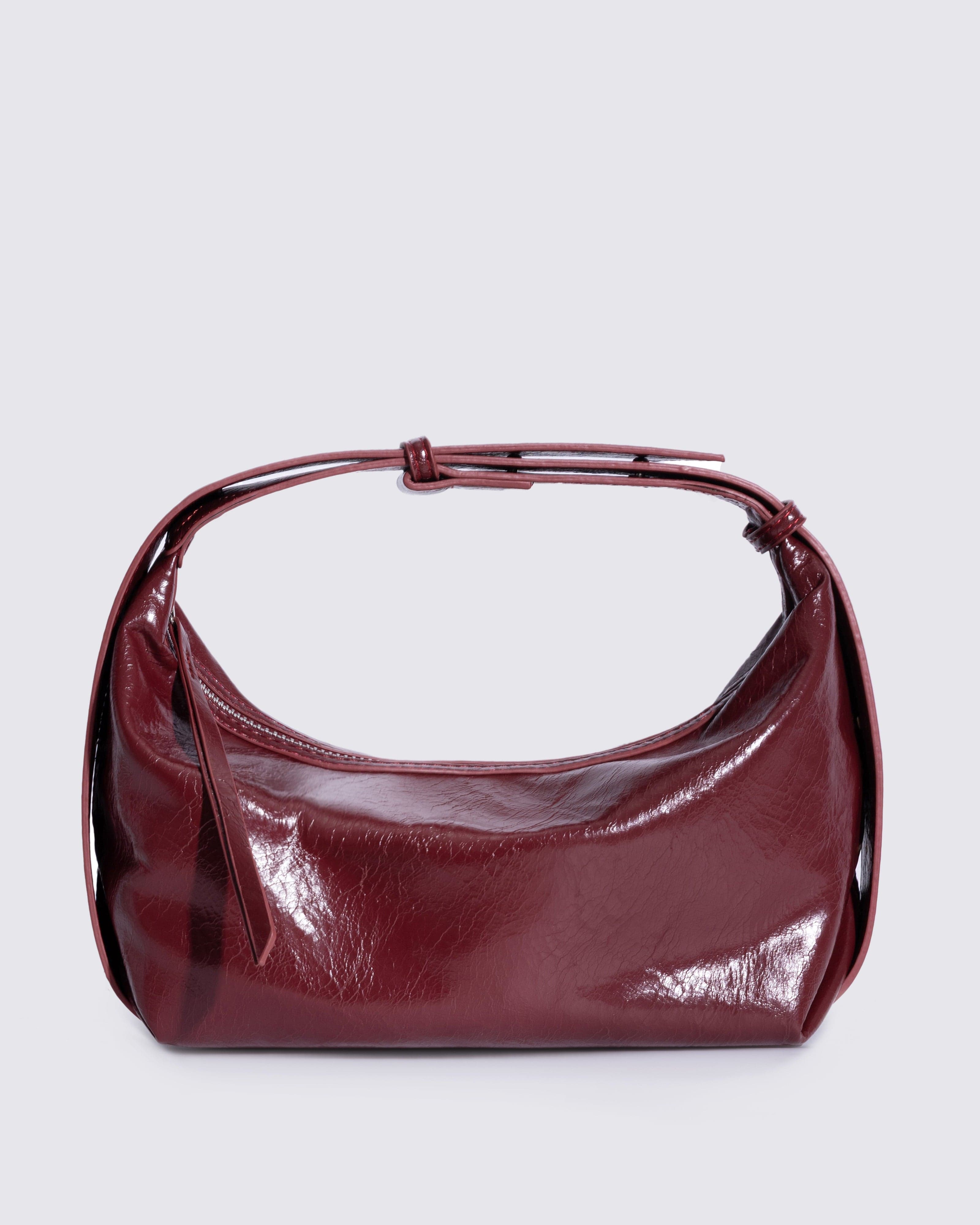 Frida Distressed Leather Sling Noirvere