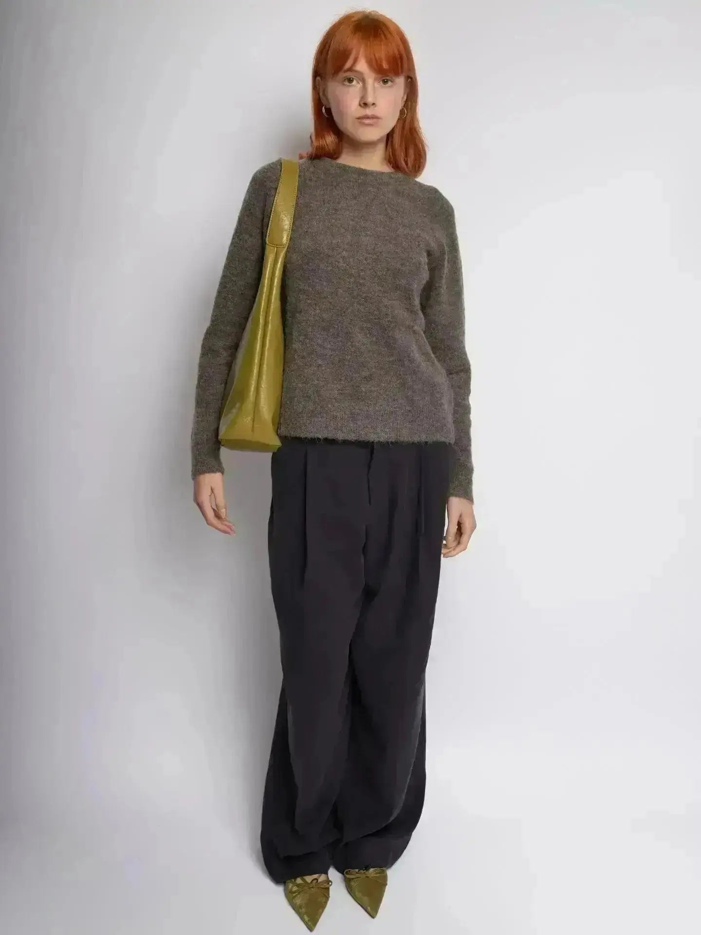 Scarlett Distressed Leather Tote Noirvere