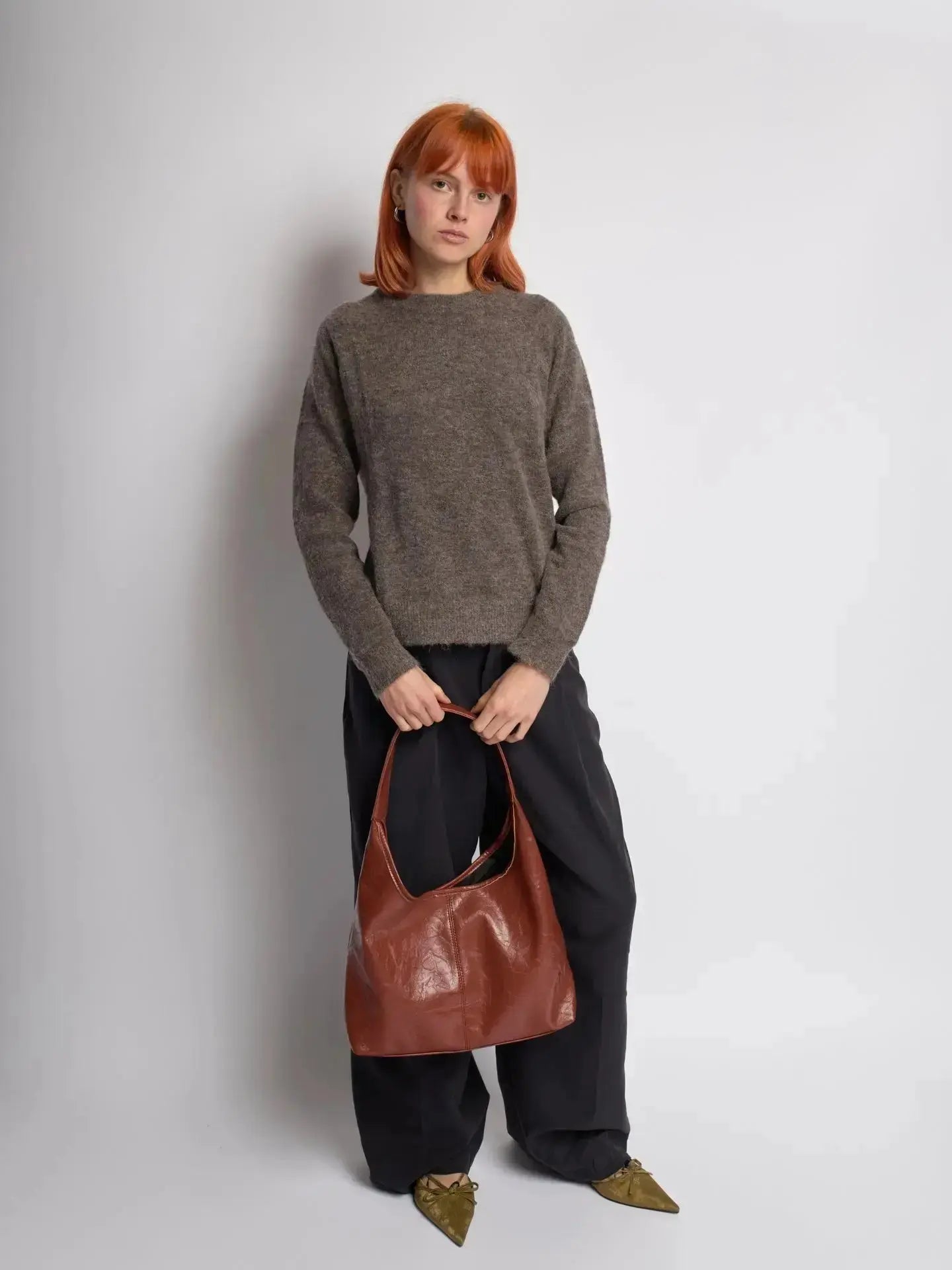 Scarlett Distressed Leather Tote Noirvere