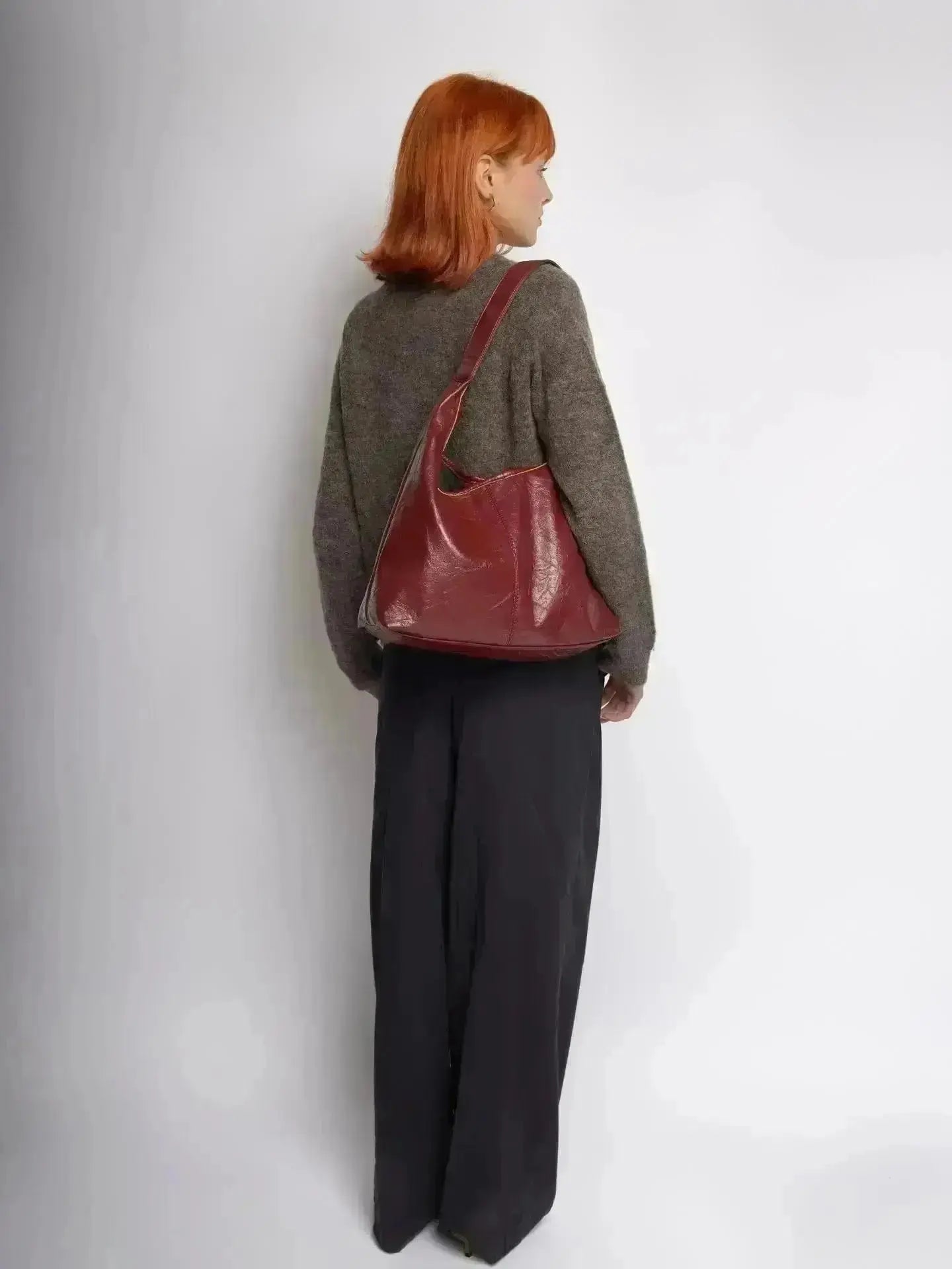 Scarlett Distressed Leather Tote Noirvere