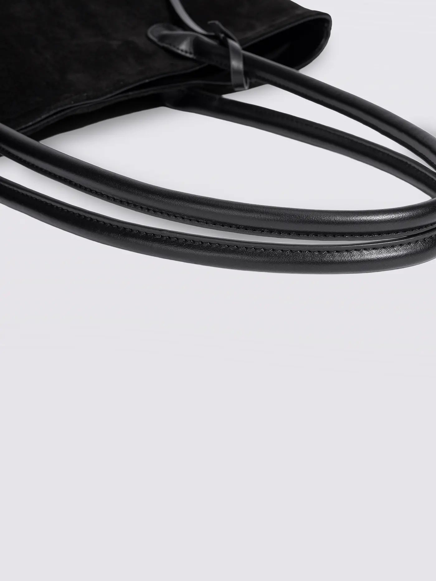 Big Suede Carry Noirvere