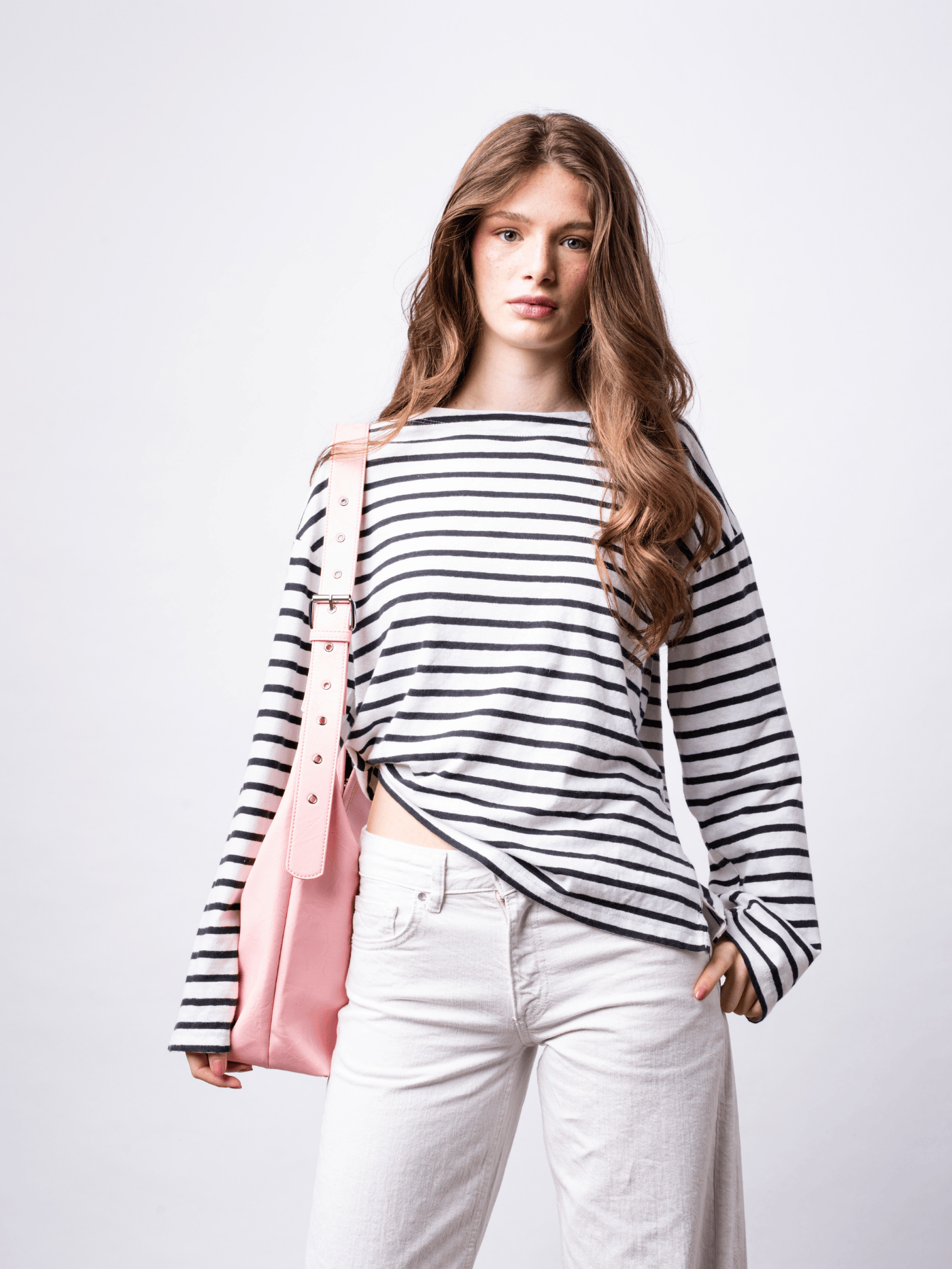 Crossbody Scarlett Distressed Leather Tote Noirvere