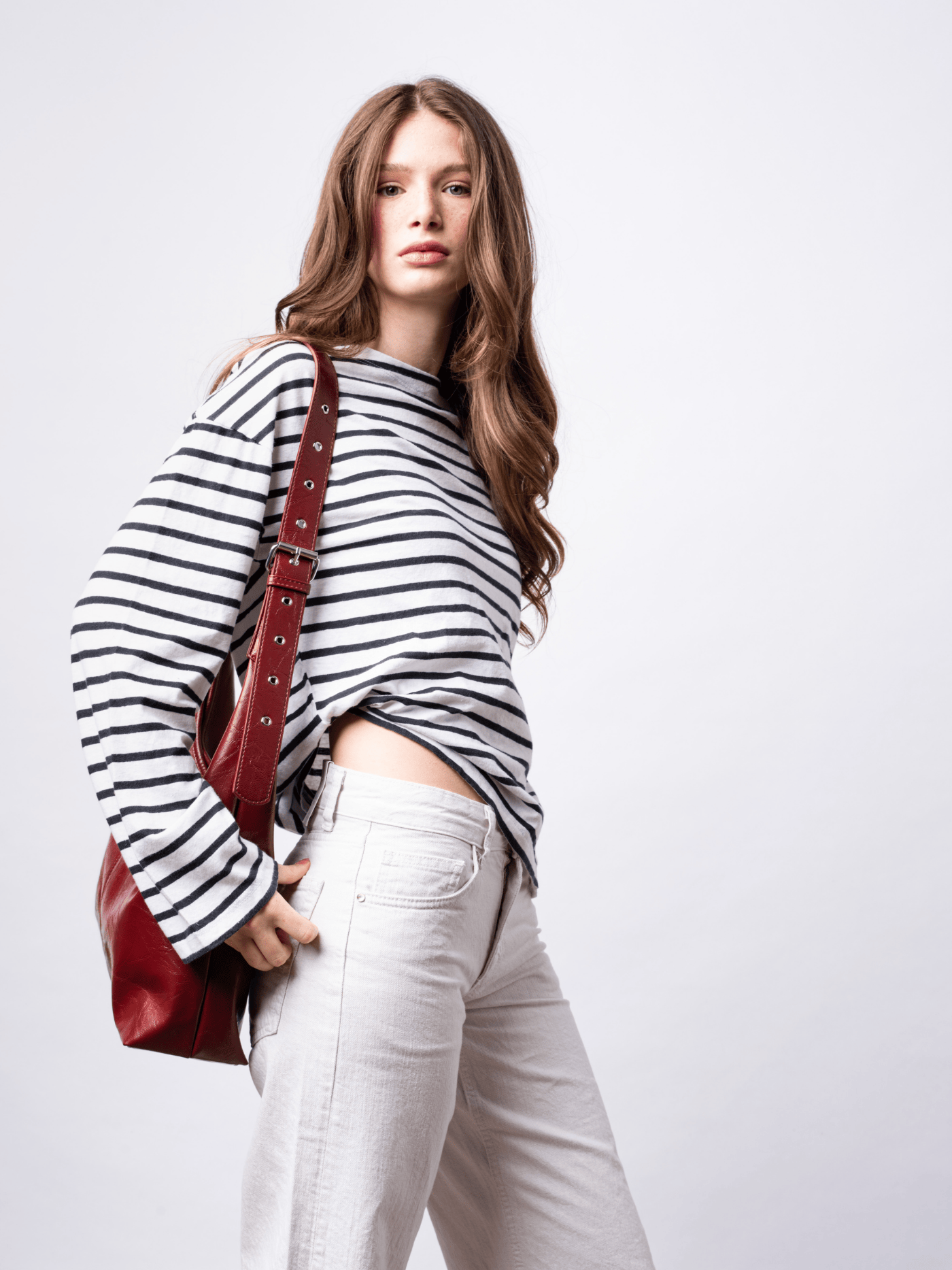 Crossbody Scarlett Distressed Leather Tote Noirvere