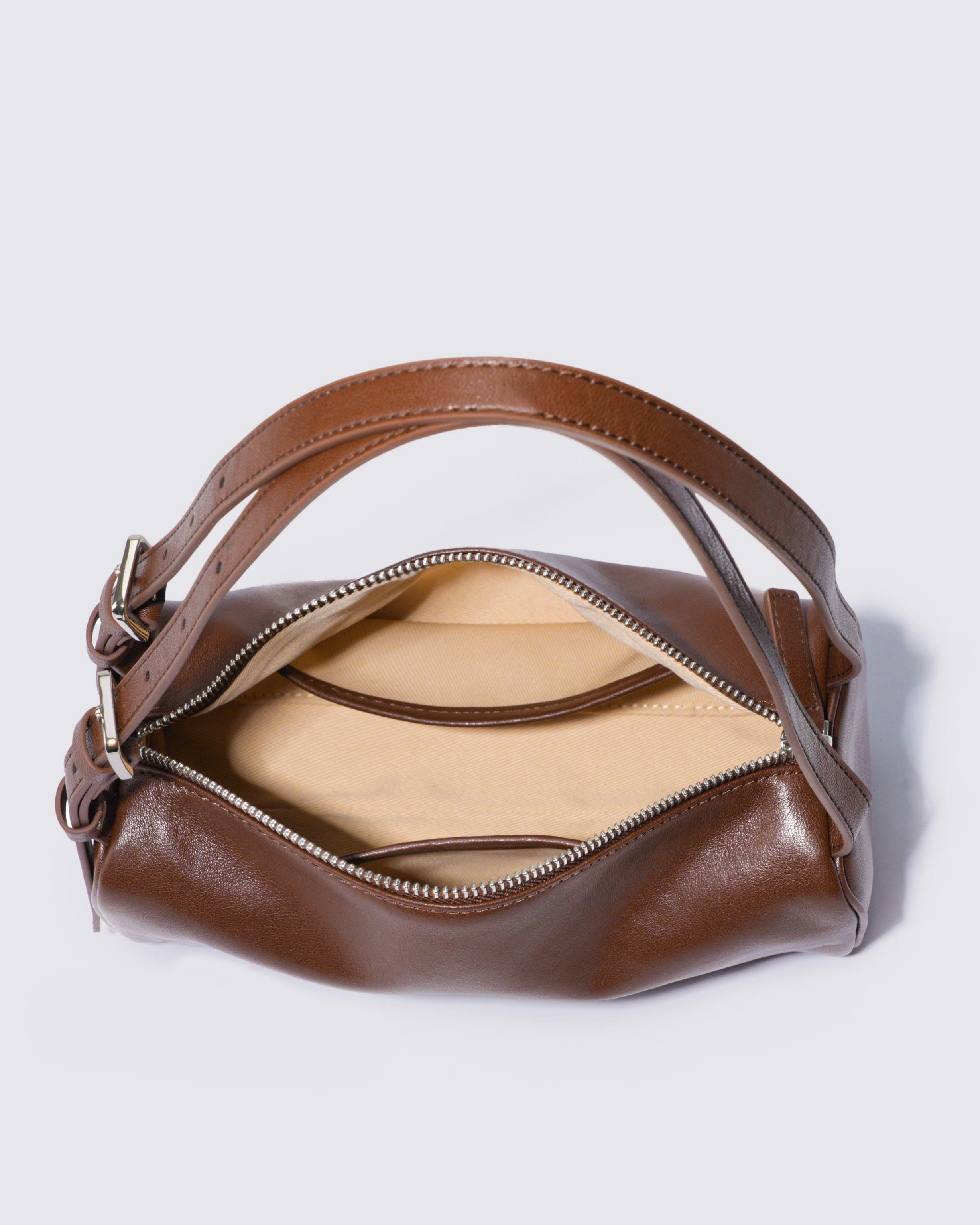 Silvia Little Carry Noirvere