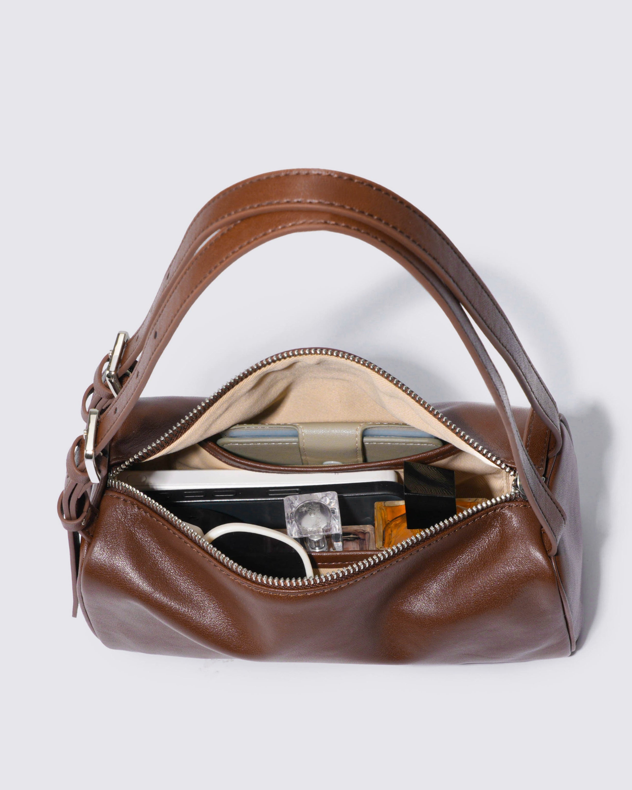 Silvia Little Carry Noirvere