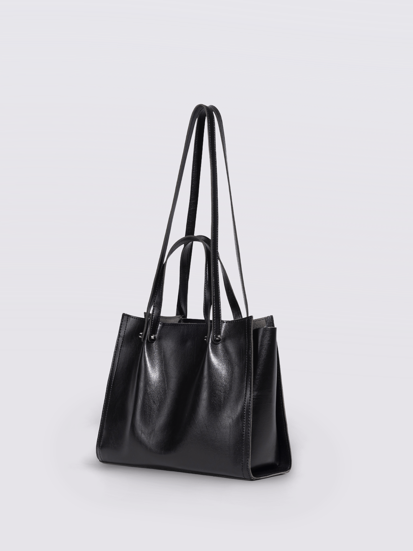 Paola Carryall Tote Noirvere