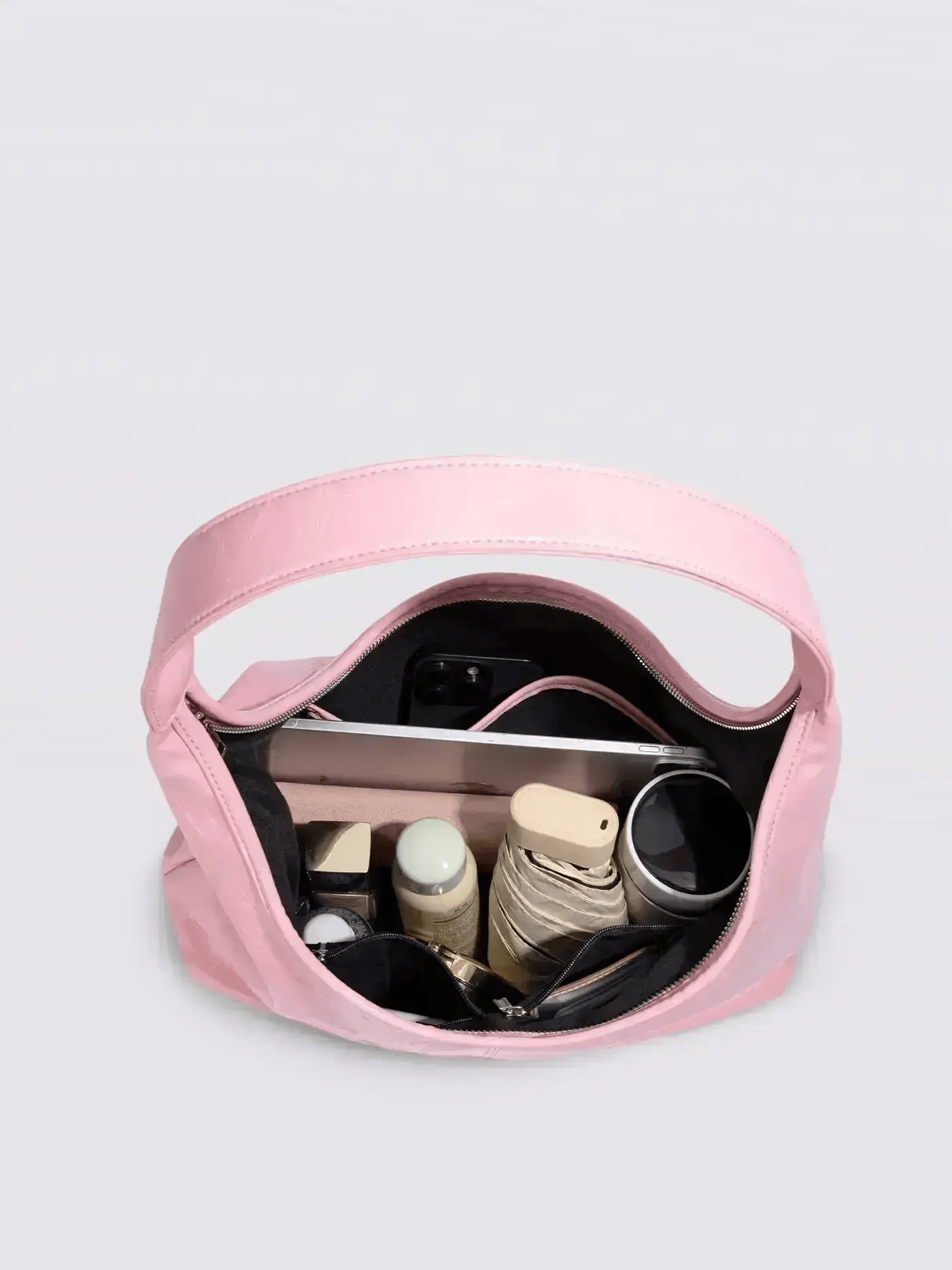 Scarlett Distressed Leather Tote Noirvere