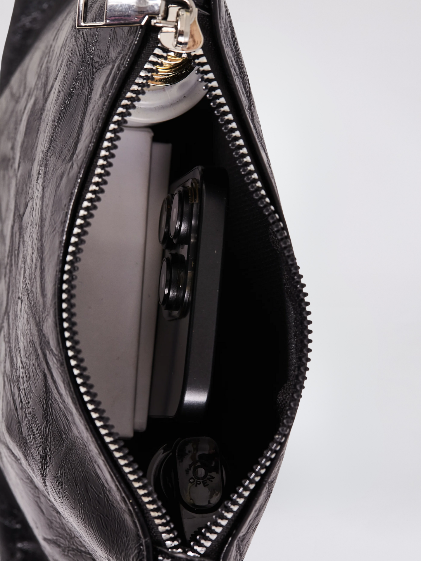 Scarlett Mini Pouch Noirvere