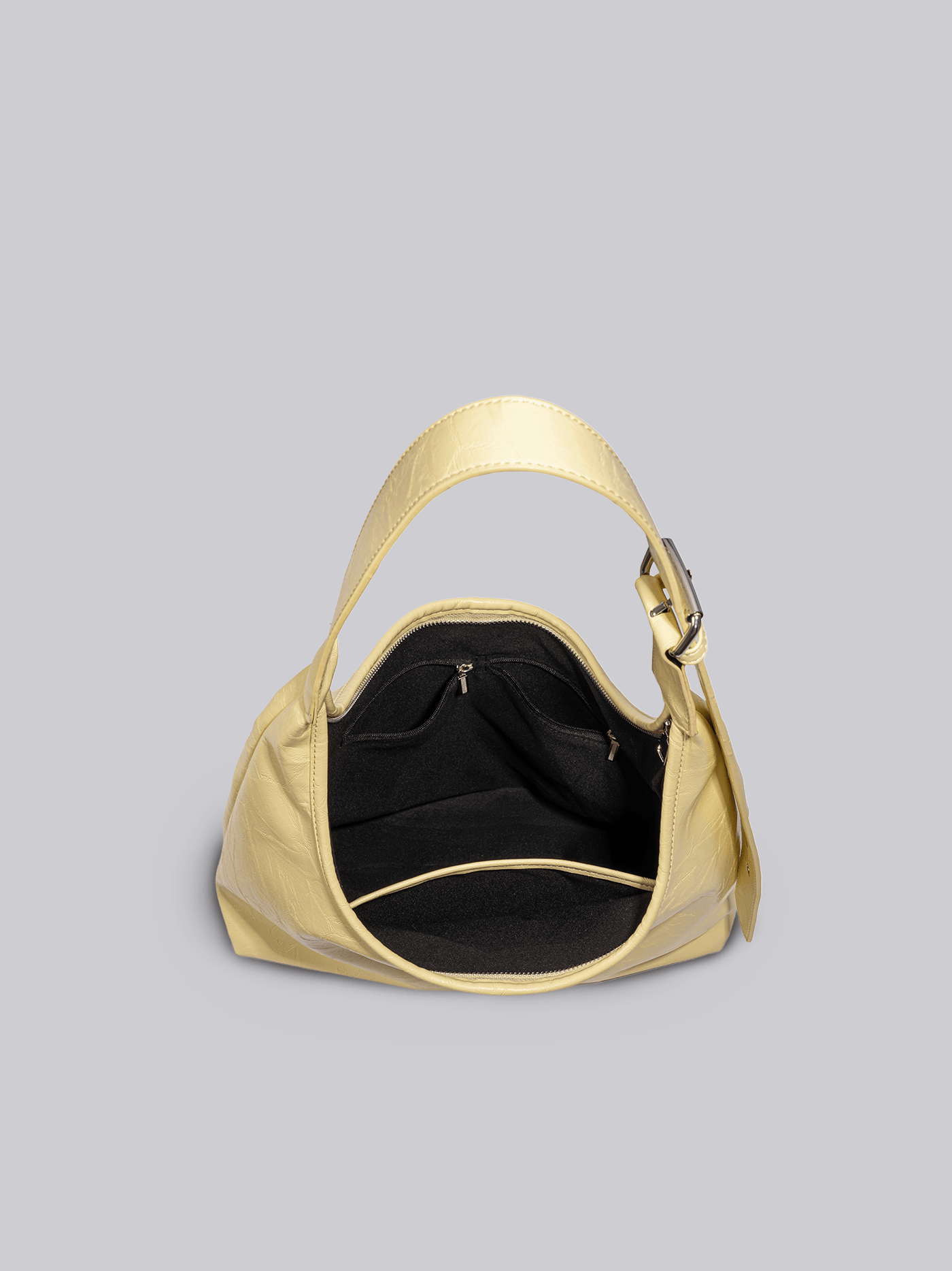 Crossbody Scarlett Distressed Leather Tote Noirvere