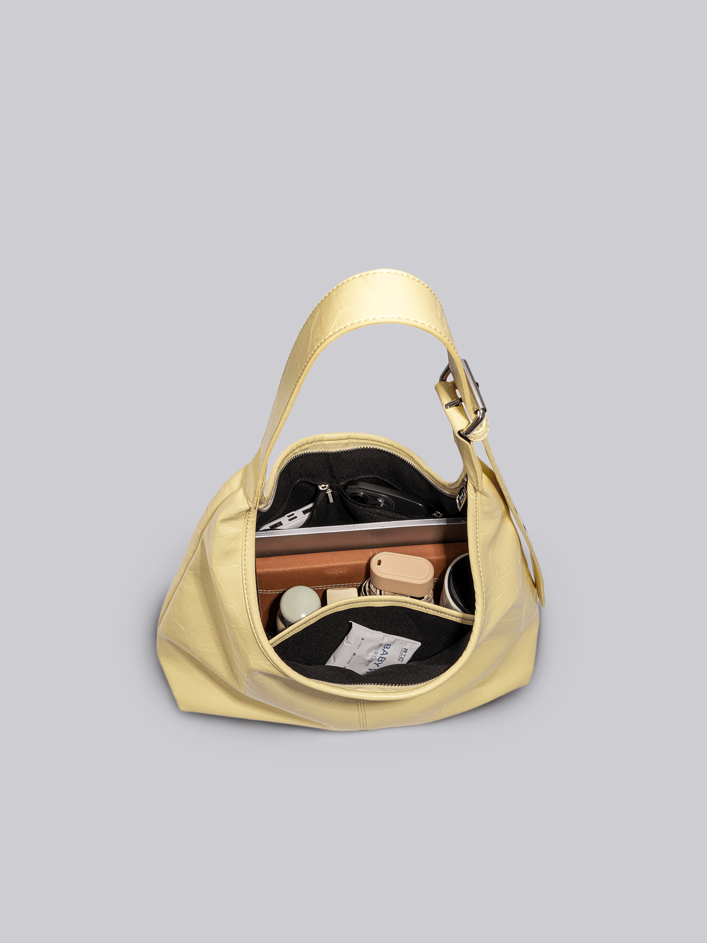 Crossbody Scarlett Distressed Leather Tote Noirvere