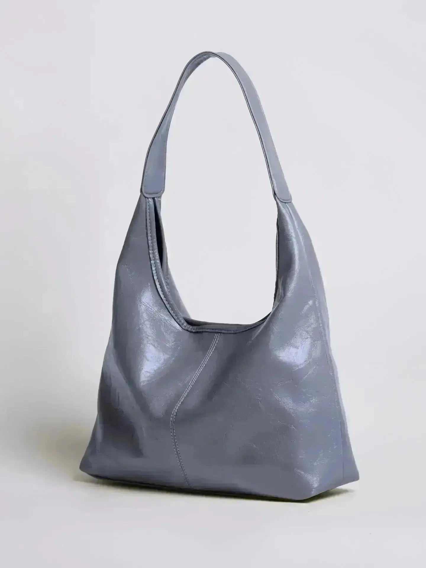 Scarlett Distressed Leather Tote Noirvere
