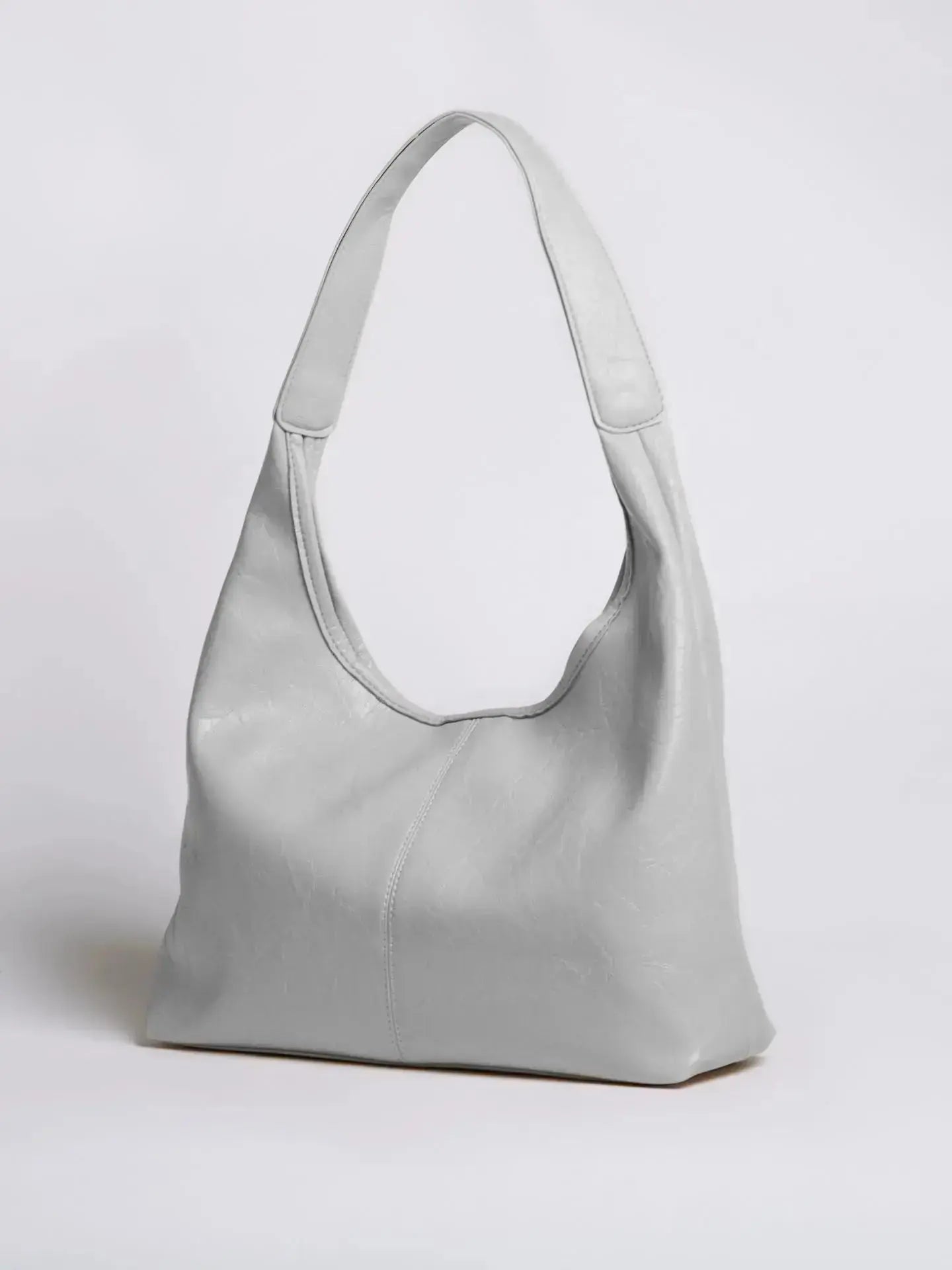 Scarlett Distressed Leather Tote Noirvere