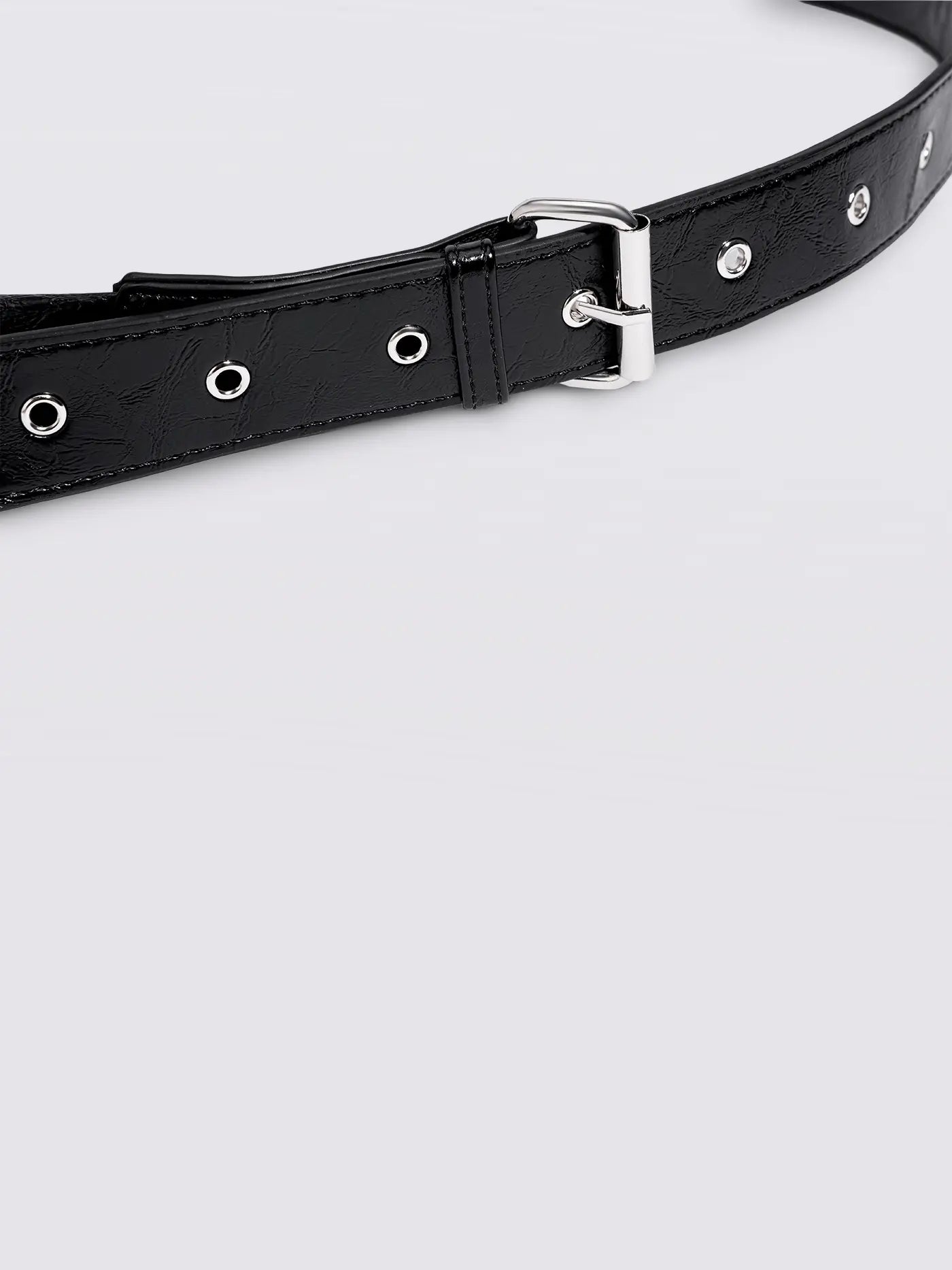 Crossbody Scarlett Distressed Leather Tote Noirvere