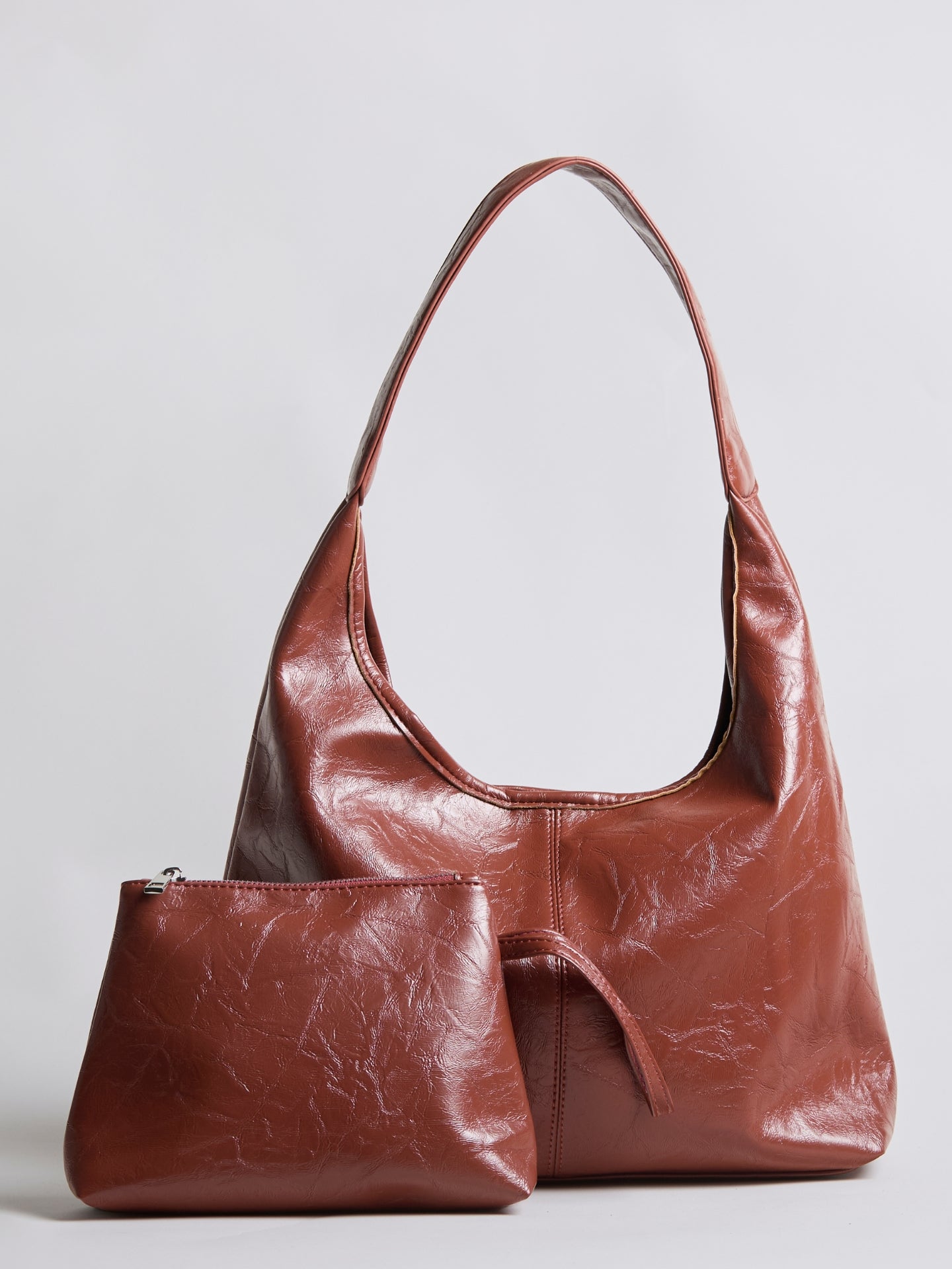 Borsa in pelle martellata Scarlett