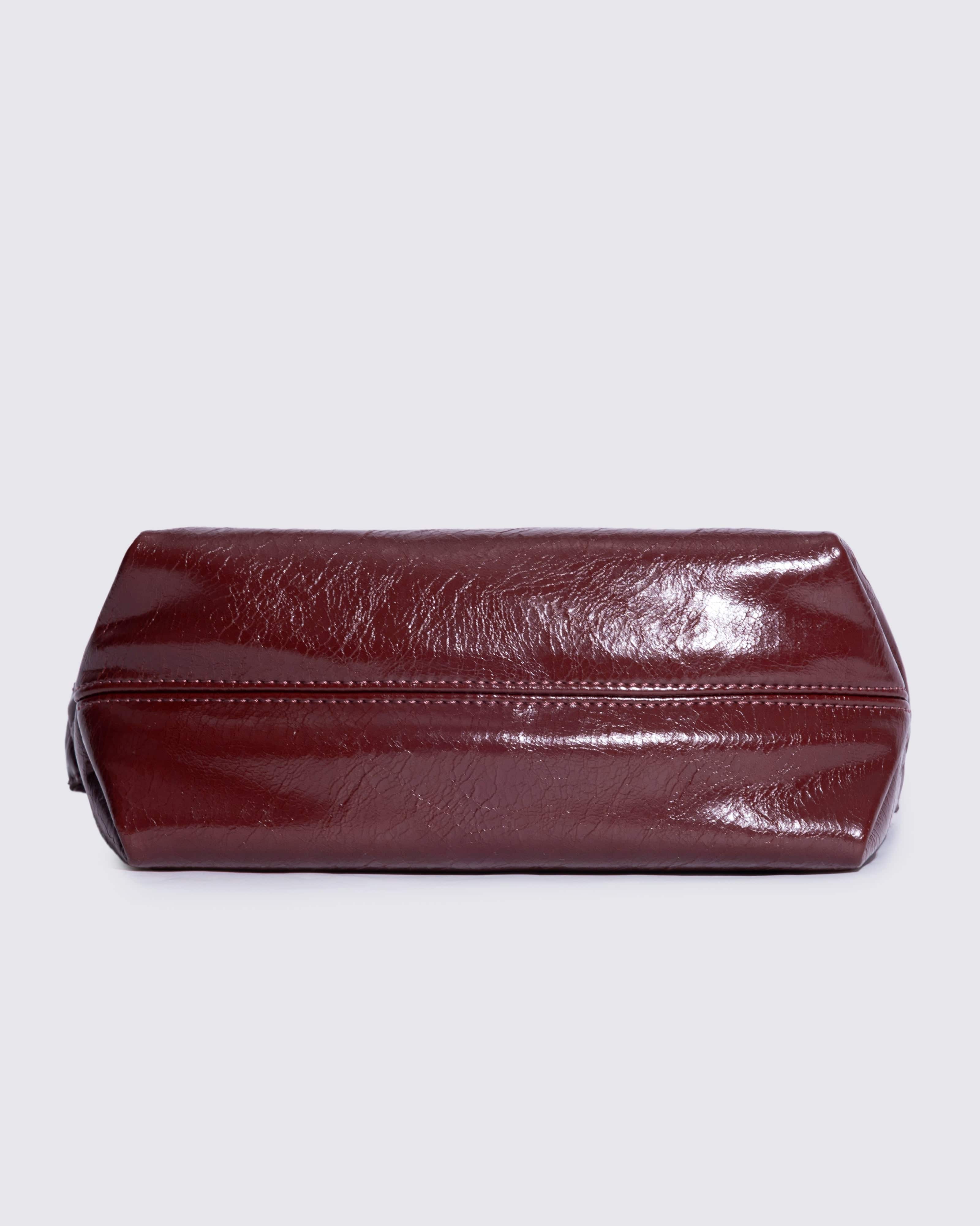 Frida Distressed Leather Sling Noirvere