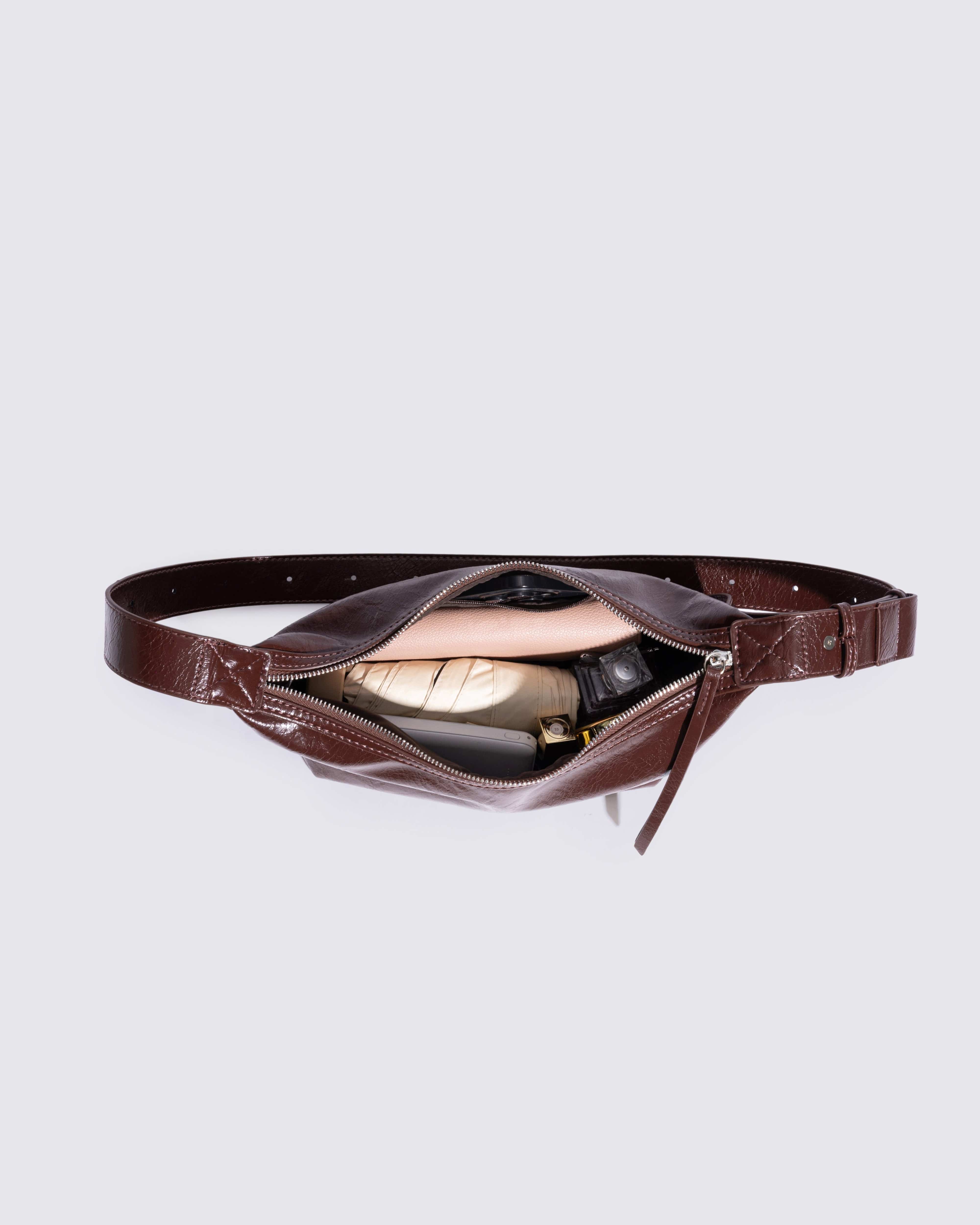 Frida Distressed Leather Sling Noirvere