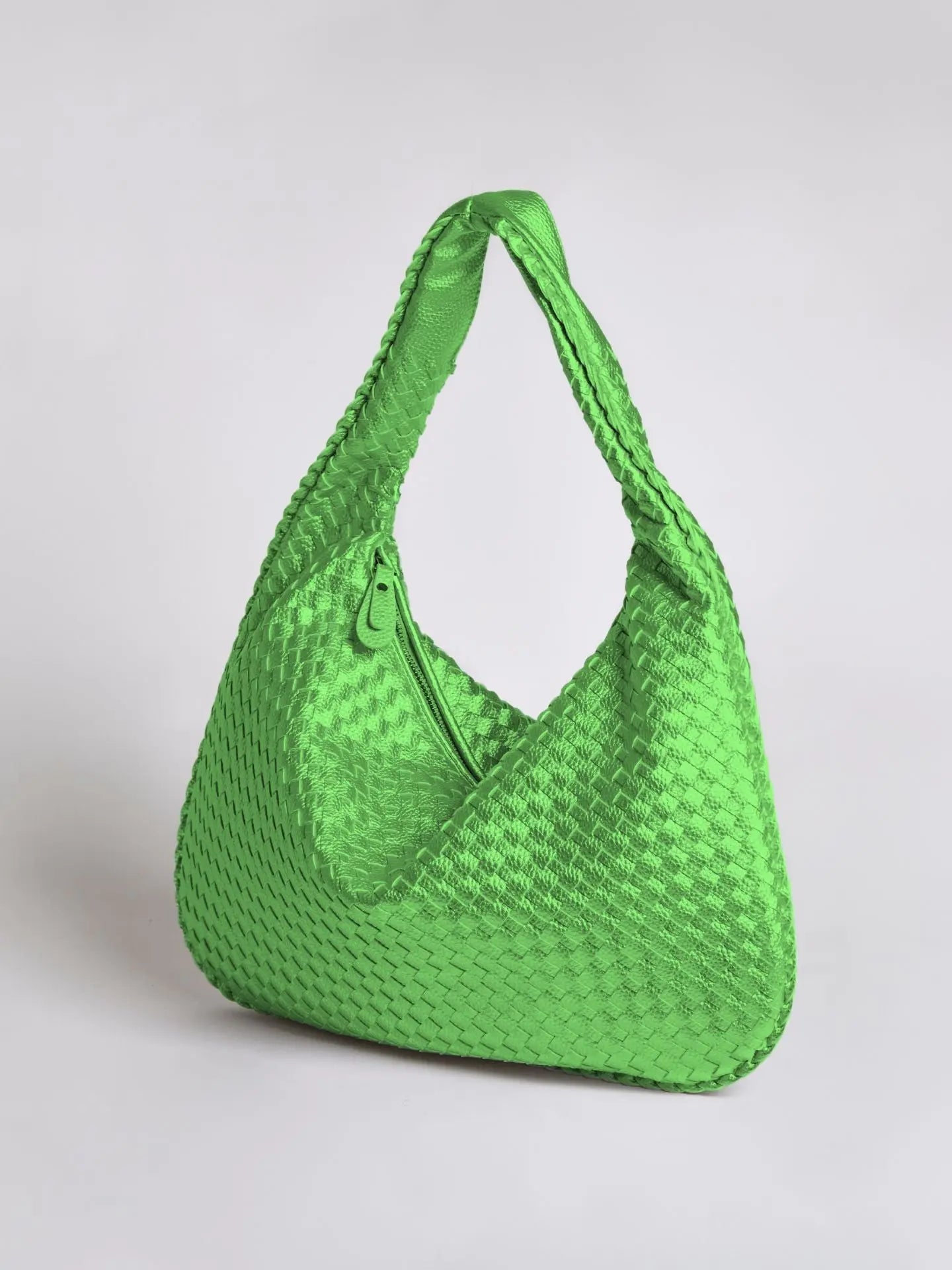 chiiiibag suède one shoulder 緑 chiiiibag suède one shoulder 緑 - メルカリ