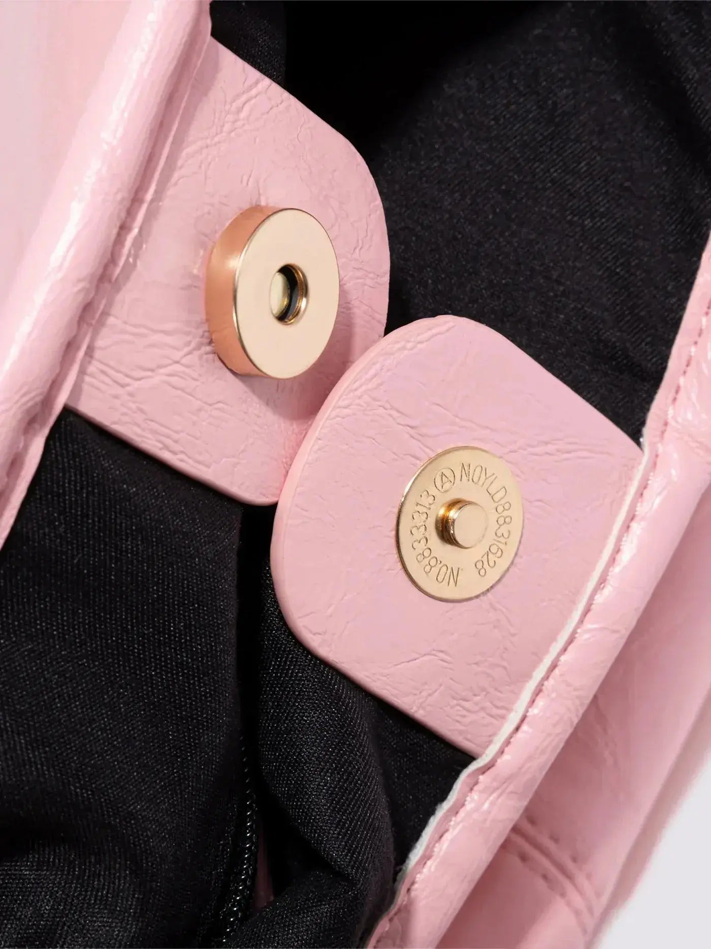 Scarlett Distressed Leather Tote Noirvere